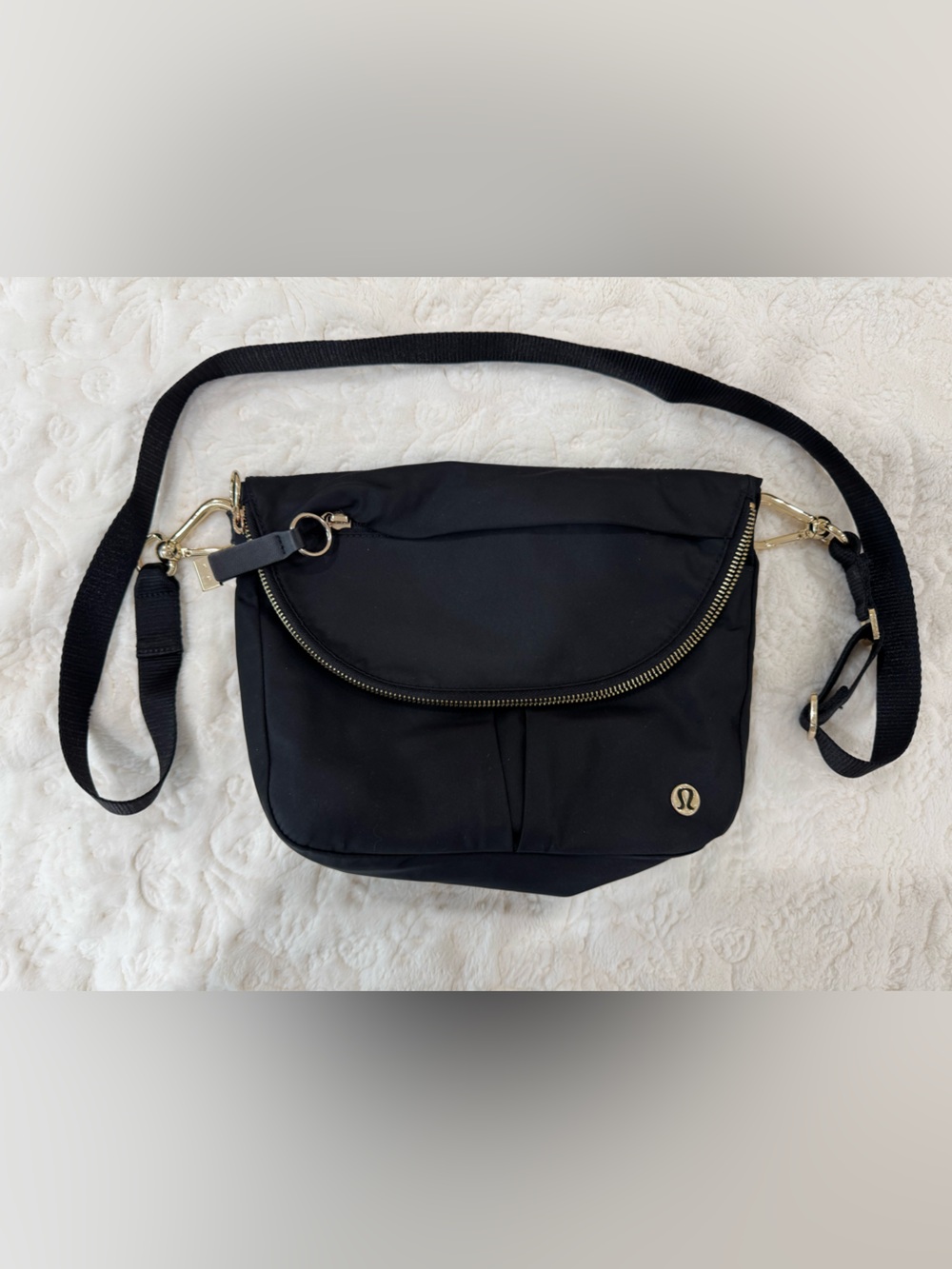 Lululemon Festival Black Crossbody Bag 5L